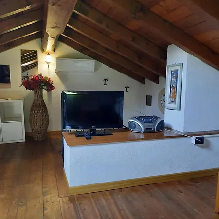 La Casetta Di Biancaneve Valtellina E Di Holiday home Dubino