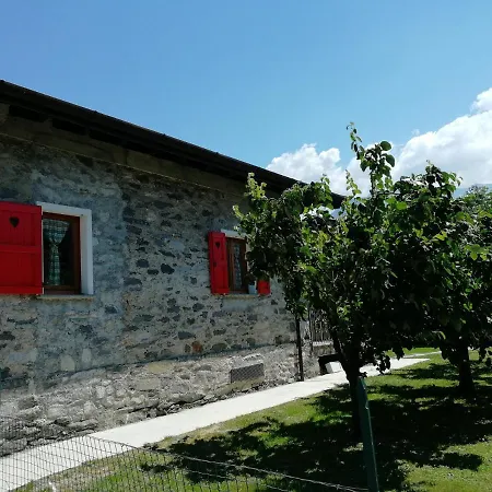 Ferienhaus La Casetta Di Biancaneve Valtellina E Di Dubino
