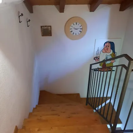 La Casetta Di Biancaneve Valtellina E Di Ferienhaus