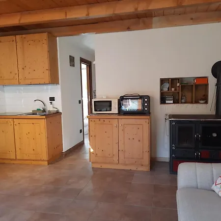 Сasa de vacaciones La Casetta Di Biancaneve Valtellina E Di *