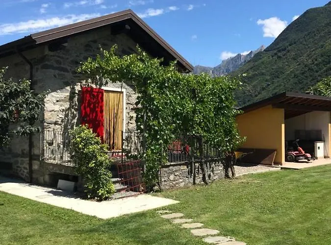 La Casetta Di Biancaneve Valtellina E Di *