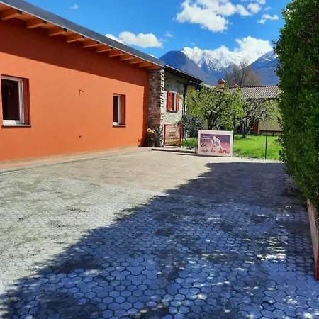 La Casetta Di Biancaneve Valtellina E Di * Dubino