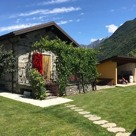 La Casetta Di Biancaneve Valtellina E Di *