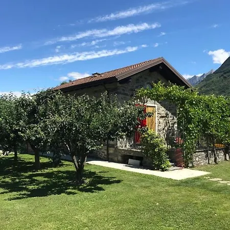 Casa vacanze La Casetta Di Biancaneve Valtellina E Di *